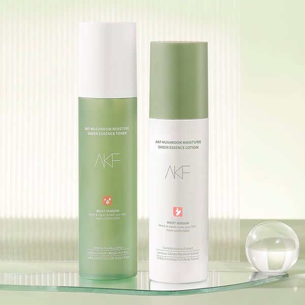 AKF 菌菇润泽修护精华水乳